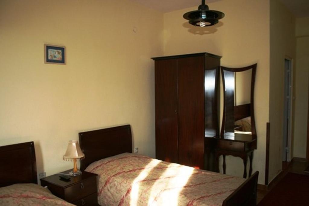 Sirena Hotel Tushemisht Exterior foto